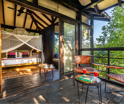 Hotel in Pench with tree houses