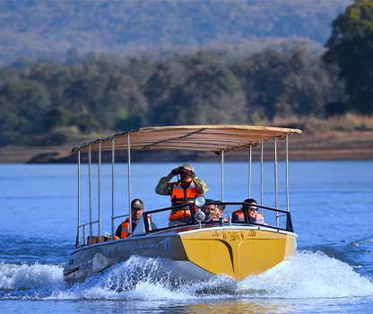 denwa boat safari