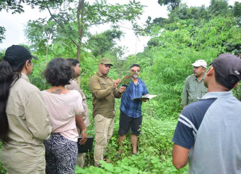 pugdundee-safaris-professional-naturalist-training-course