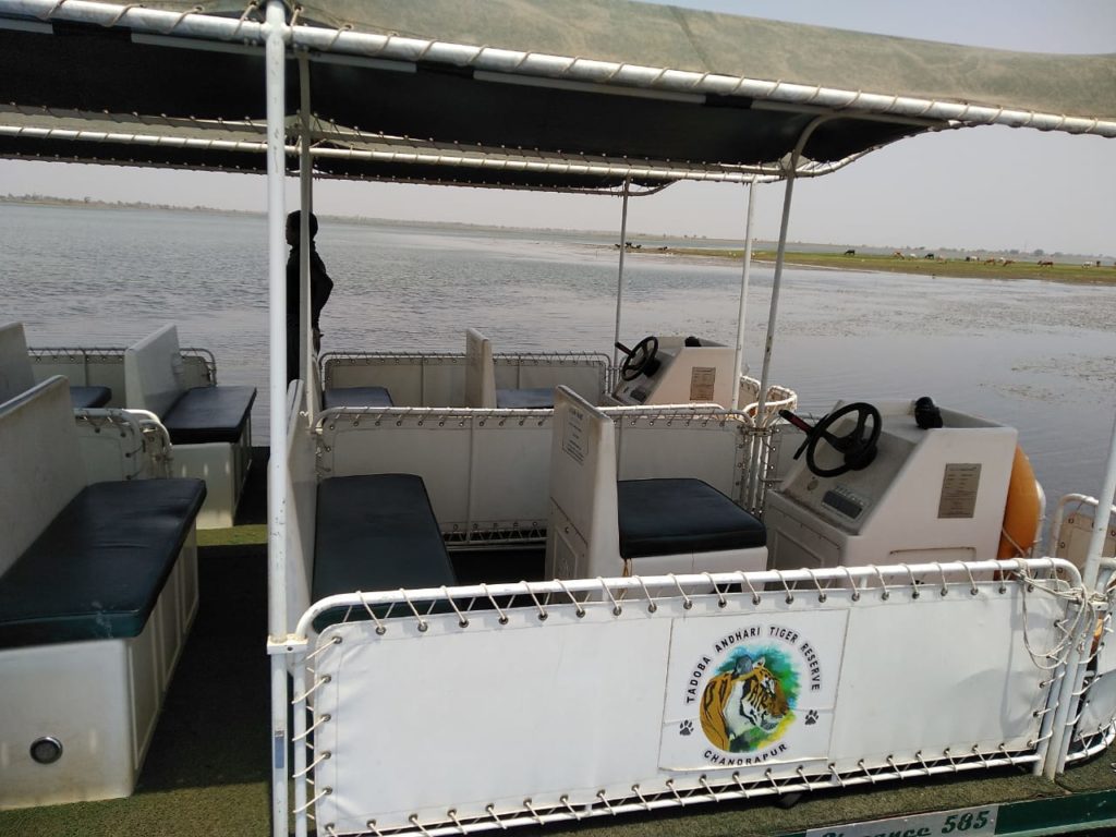 Pugdundee-safaris-Tadoba-Boat-ride